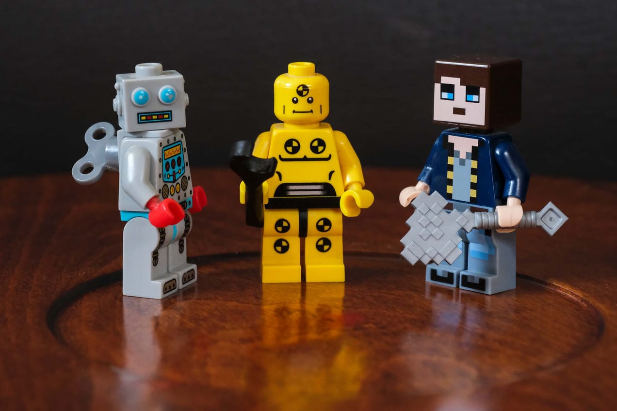 Aliveness (what machines can't make)